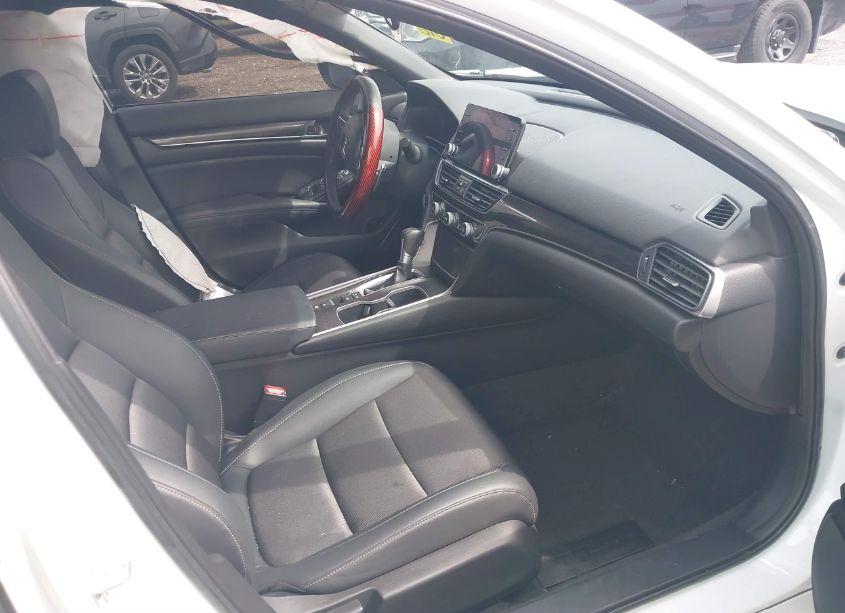 Photo 5 of 2022 Honda Accord SPORT (VIN 1HGCV1F33NA040730)