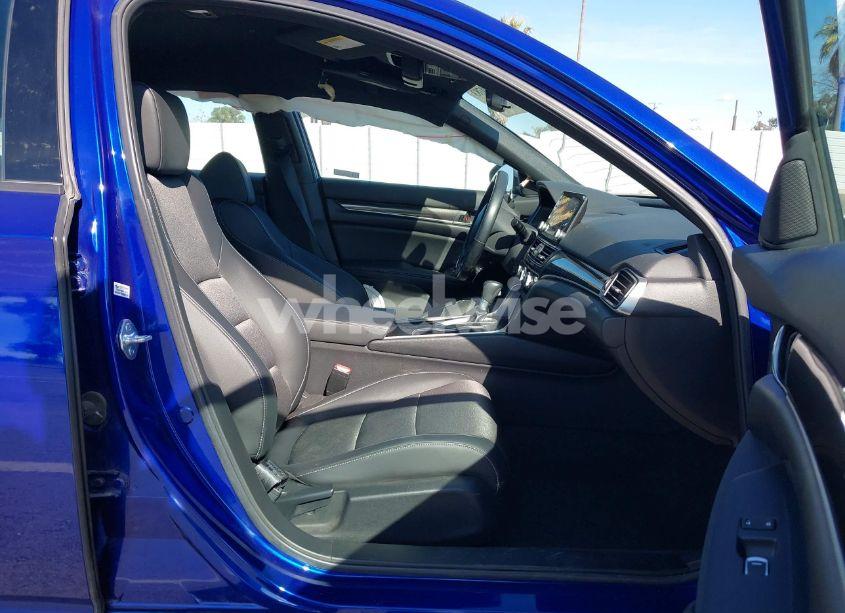 Photo 5 of 2022 Honda Accord SPORT (VIN 1HGCV1F33NA055258)