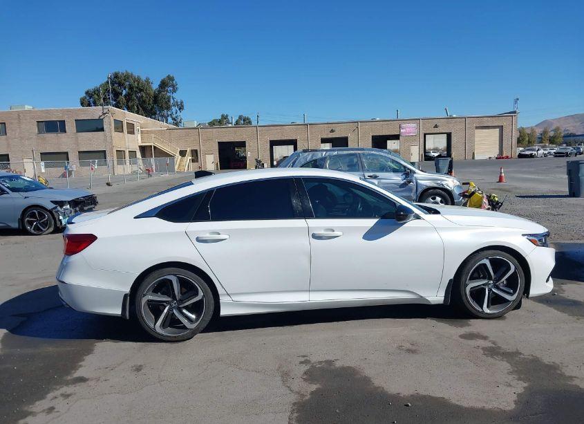 Photo 13 of 2022 Honda Accord SPORT (VIN 1HGCV1F33NA069712)