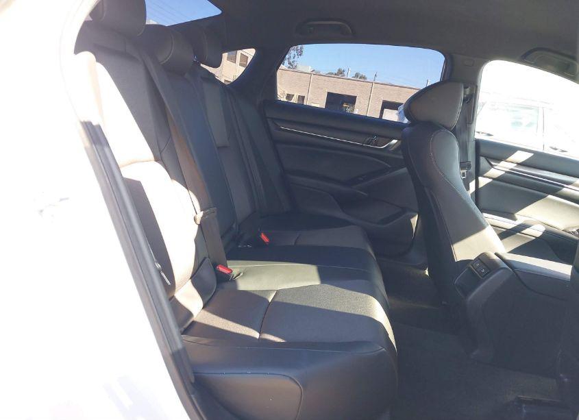 Photo 8 of 2022 Honda Accord SPORT (VIN 1HGCV1F33NA069712)