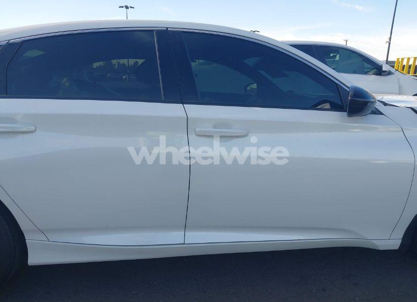 Photo 14 of 2022 Honda Accord SPORT (VIN 1HGCV1F33NA084856)