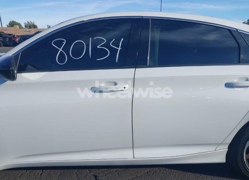 Photo 15 of 2022 Honda Accord SPORT (VIN 1HGCV1F33NA084856)