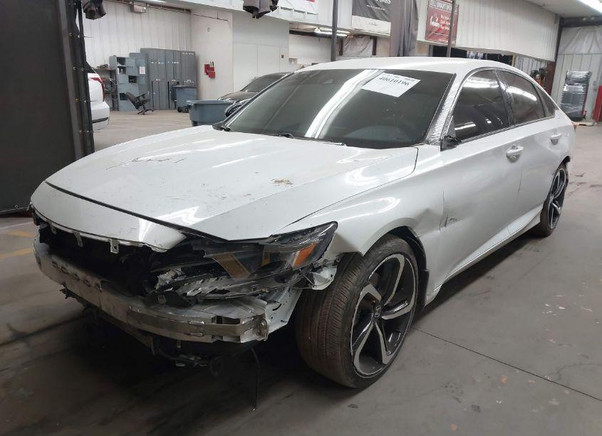 Photo 2 of 2022 Honda Accord SPORT (VIN 1HGCV1F33NA095016)