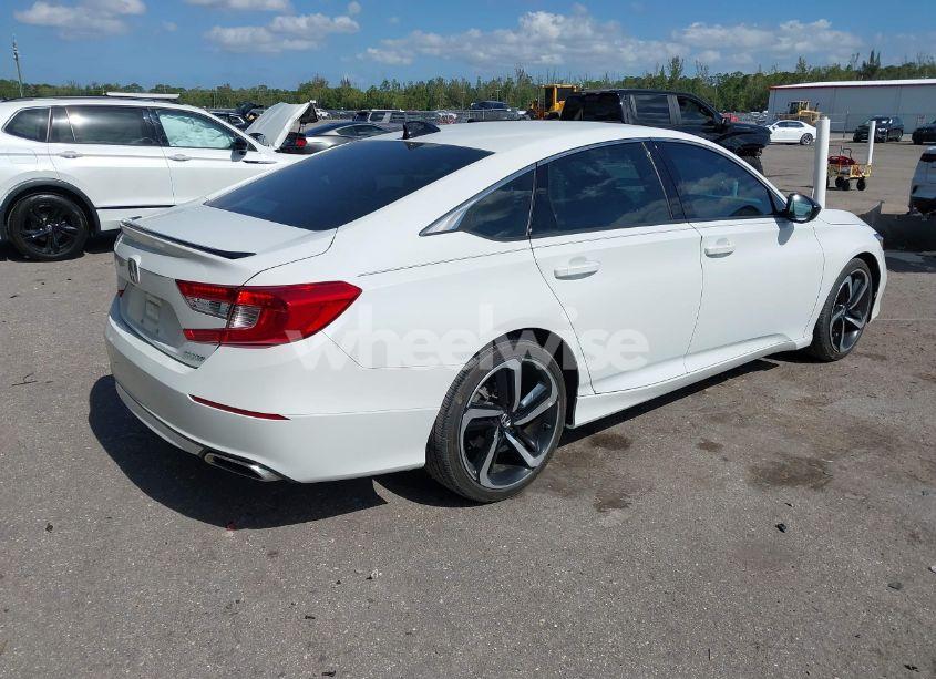 Photo 4 of 2022 Honda Accord SPORT (VIN 1HGCV1F33NA101820)