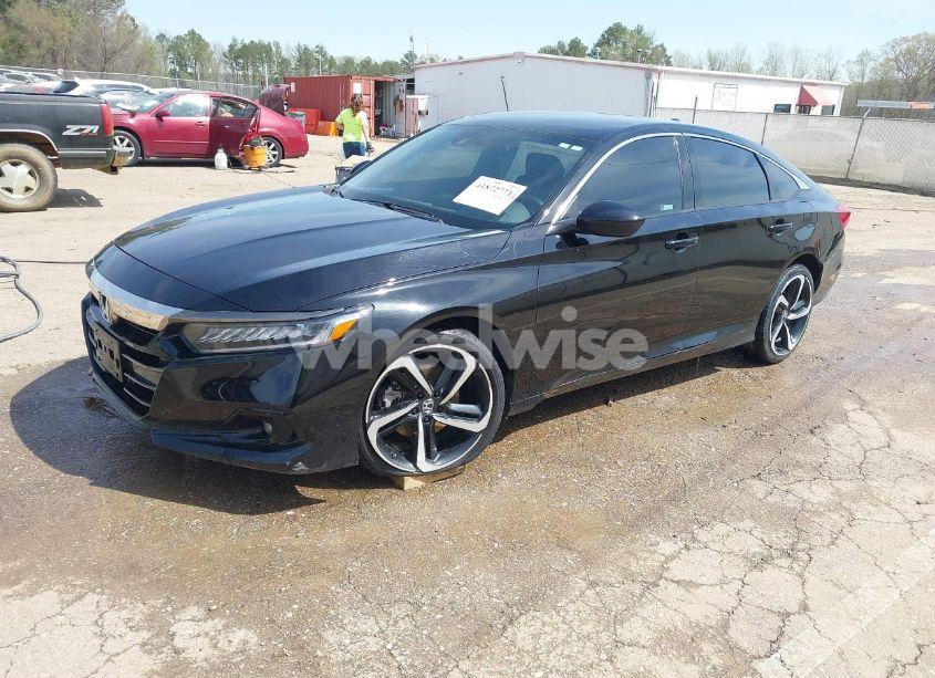 Photo 2 of 2022 Honda Accord SPORT (VIN 1HGCV1F33NA113868)