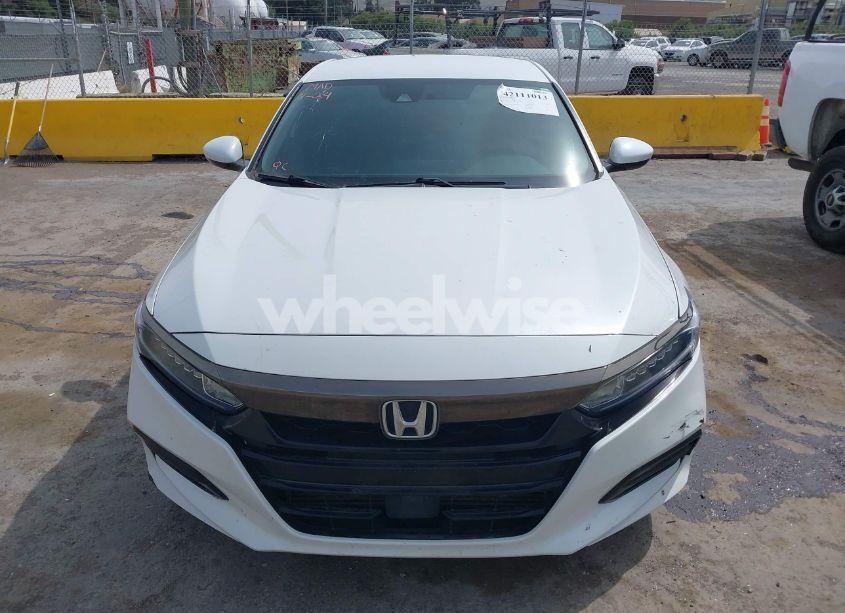 Photo 12 of 2018 Honda Accord SPORT (VIN 1HGCV1F34JA026362)