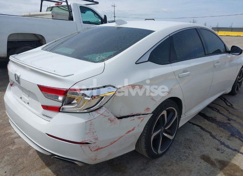 Photo 6 of 2018 Honda Accord SPORT (VIN 1HGCV1F34JA026362)