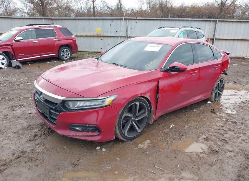 Photo 2 of 2018 Honda Accord SPORT (VIN 1HGCV1F34JA069583)