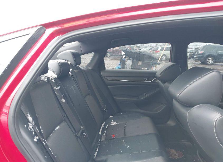 Photo 8 of 2018 Honda Accord SPORT (VIN 1HGCV1F34JA069583)