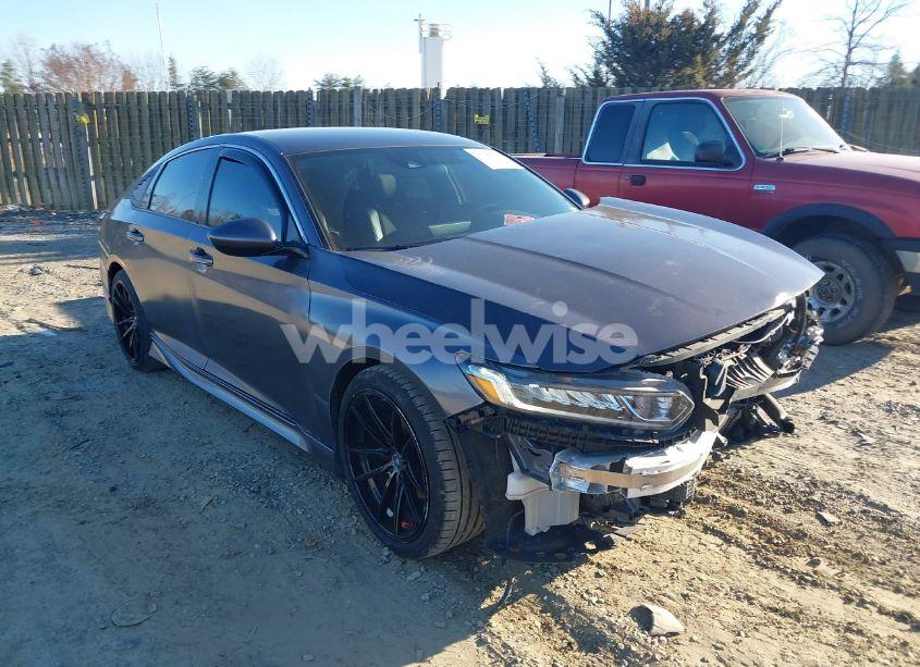 2018 Honda Accord SPORT (VIN 1HGCV1F34JA097688) main photo