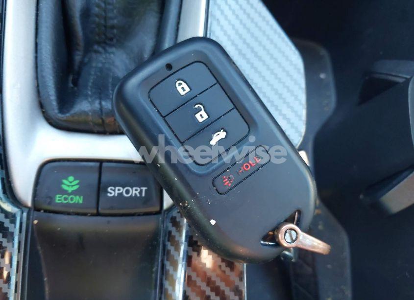 Photo 11 of 2018 Honda Accord SPORT (VIN 1HGCV1F34JA097688)