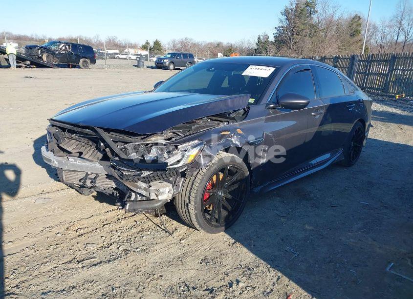 Photo 2 of 2018 Honda Accord SPORT (VIN 1HGCV1F34JA097688)