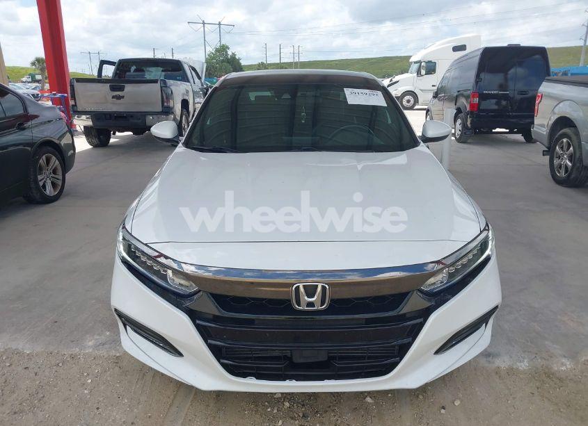 Photo 12 of 2018 Honda Accord SPORT (VIN 1HGCV1F34JA165195)
