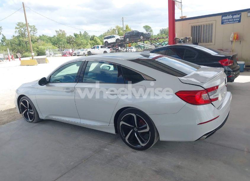 Photo 14 of 2018 Honda Accord SPORT (VIN 1HGCV1F34JA165195)