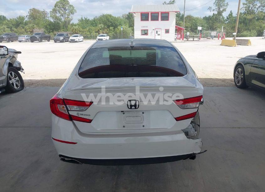 Photo 16 of 2018 Honda Accord SPORT (VIN 1HGCV1F34JA165195)