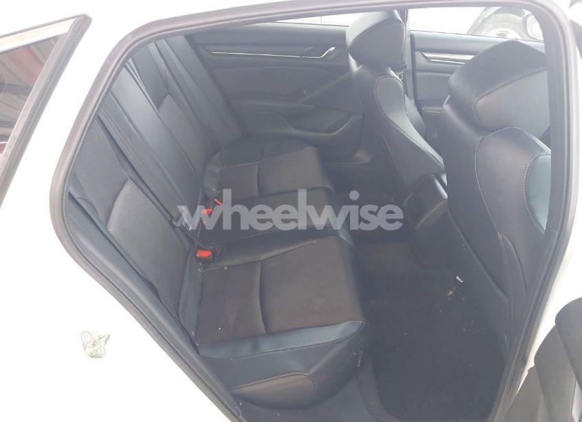 Photo 8 of 2018 Honda Accord SPORT (VIN 1HGCV1F34JA165195)