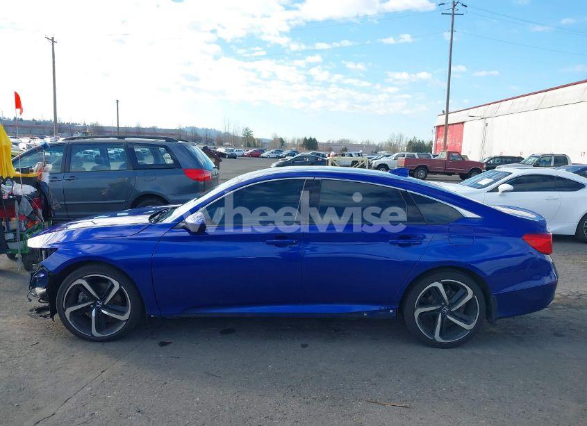 Photo 14 of 2018 Honda Accord SPORT (VIN 1HGCV1F34JA180120)