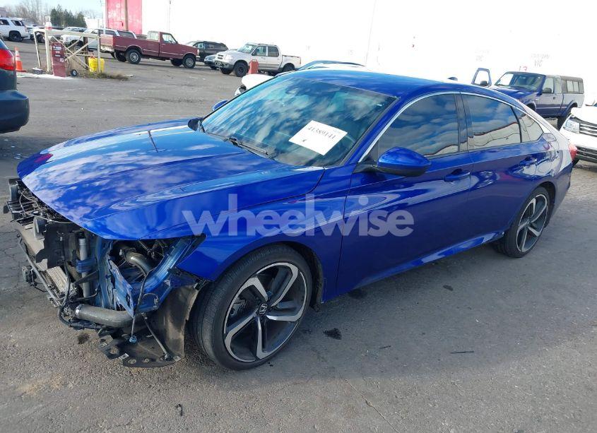 Photo 2 of 2018 Honda Accord SPORT (VIN 1HGCV1F34JA180120)