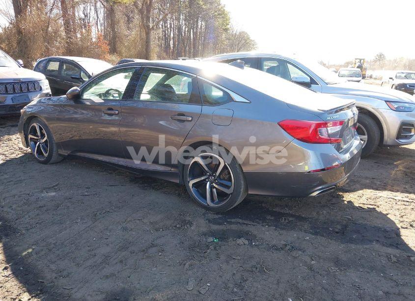 Photo 13 of 2018 Honda Accord SPORT (VIN 1HGCV1F34JA184684)