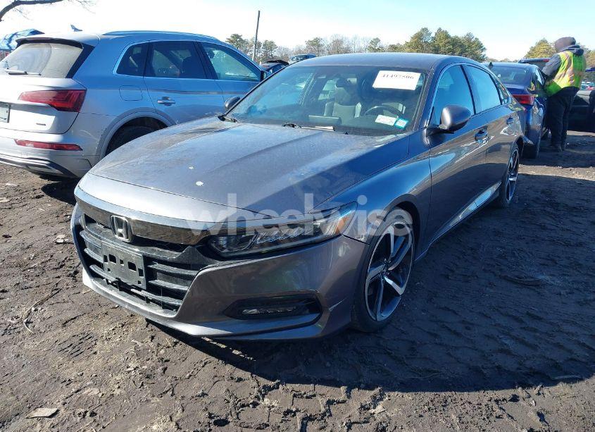 Photo 2 of 2018 Honda Accord SPORT (VIN 1HGCV1F34JA184684)