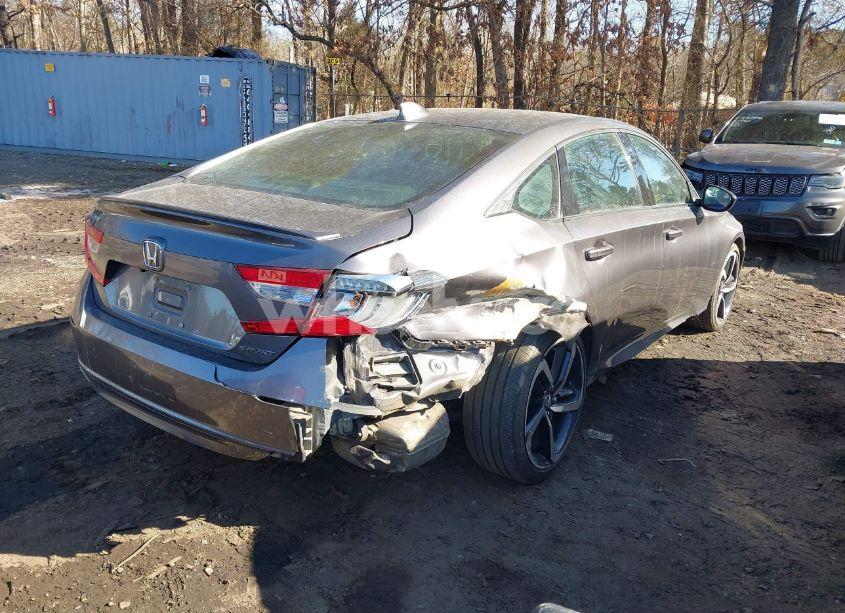 Photo 6 of 2018 Honda Accord SPORT (VIN 1HGCV1F34JA184684)