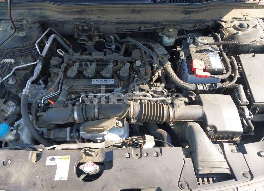 Photo 10 of 2018 Honda Accord SPORT (VIN 1HGCV1F34JA191683)