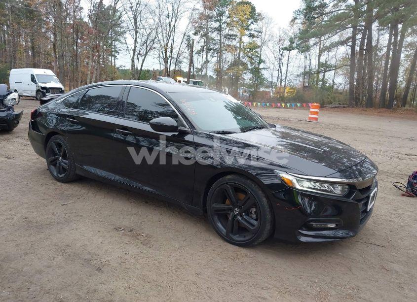 2018 Honda Accord SPORT (VIN 1HGCV1F34JA205131) main photo