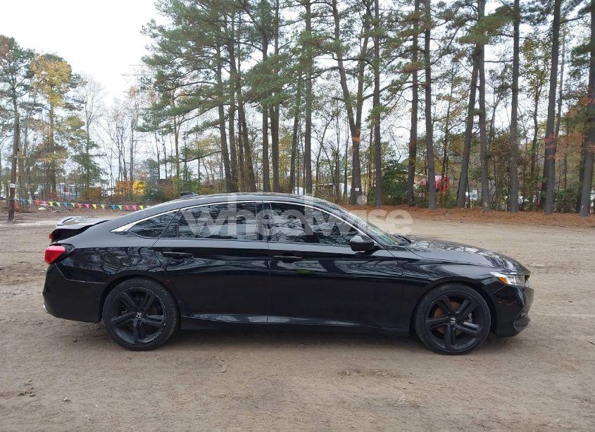 Photo 13 of 2018 Honda Accord SPORT (VIN 1HGCV1F34JA205131)