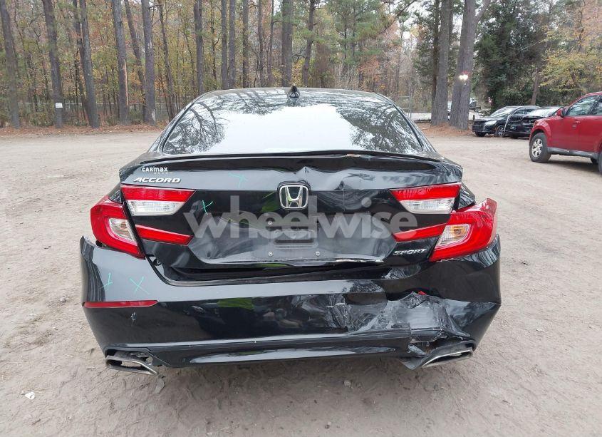 Photo 16 of 2018 Honda Accord SPORT (VIN 1HGCV1F34JA205131)