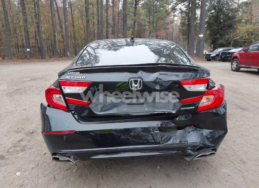 Photo 6 of 2018 Honda Accord SPORT (VIN 1HGCV1F34JA205131)