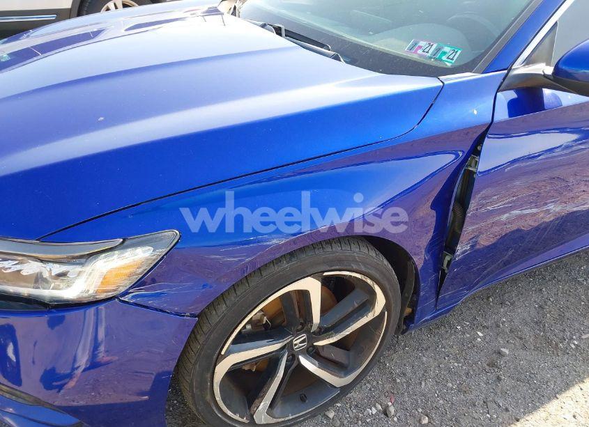 Photo 20 of 2018 Honda Accord SPORT (VIN 1HGCV1F34JA205873)