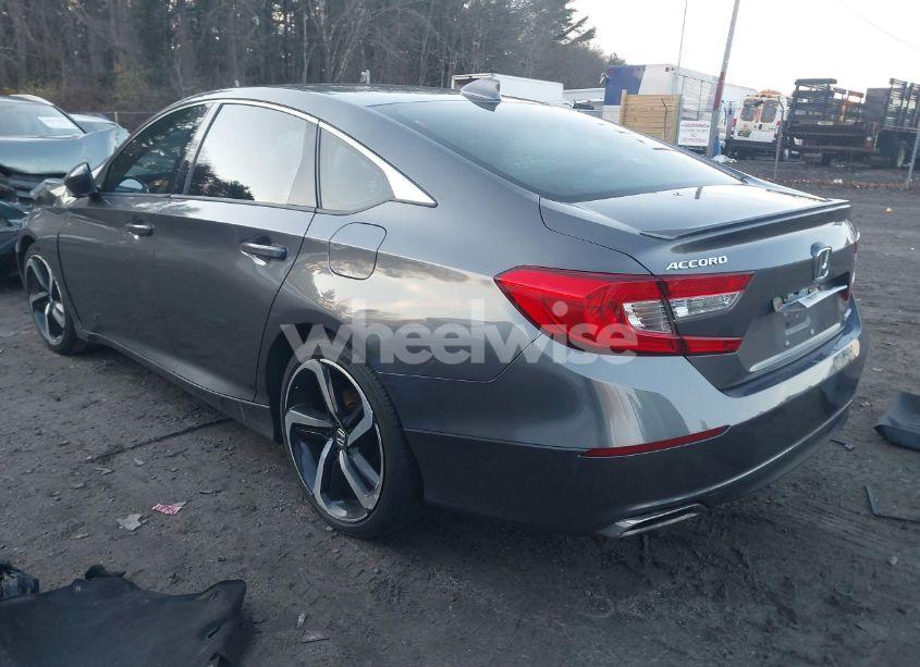 Photo 3 of 2018 Honda Accord SPORT (VIN 1HGCV1F34JA210765)