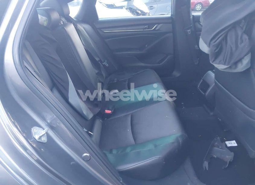 Photo 8 of 2018 Honda Accord SPORT (VIN 1HGCV1F34JA210765)