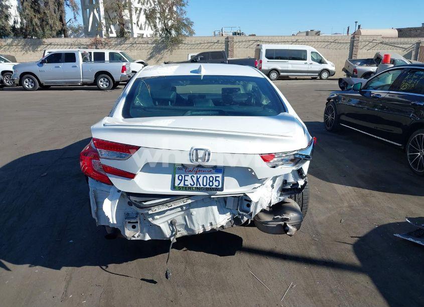 Photo 16 of 2018 Honda Accord SPORT (VIN 1HGCV1F34JA235701)