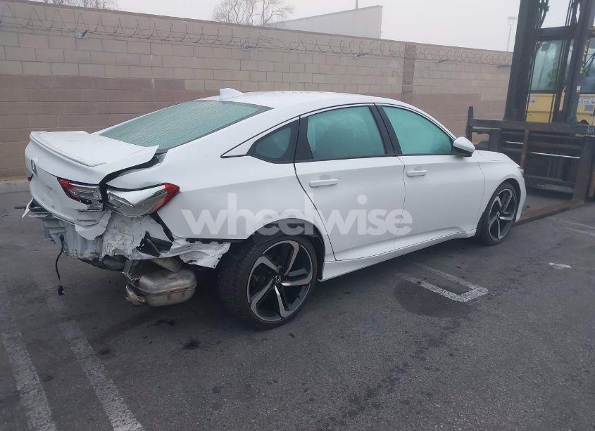 Photo 4 of 2018 Honda Accord SPORT (VIN 1HGCV1F34JA235701)