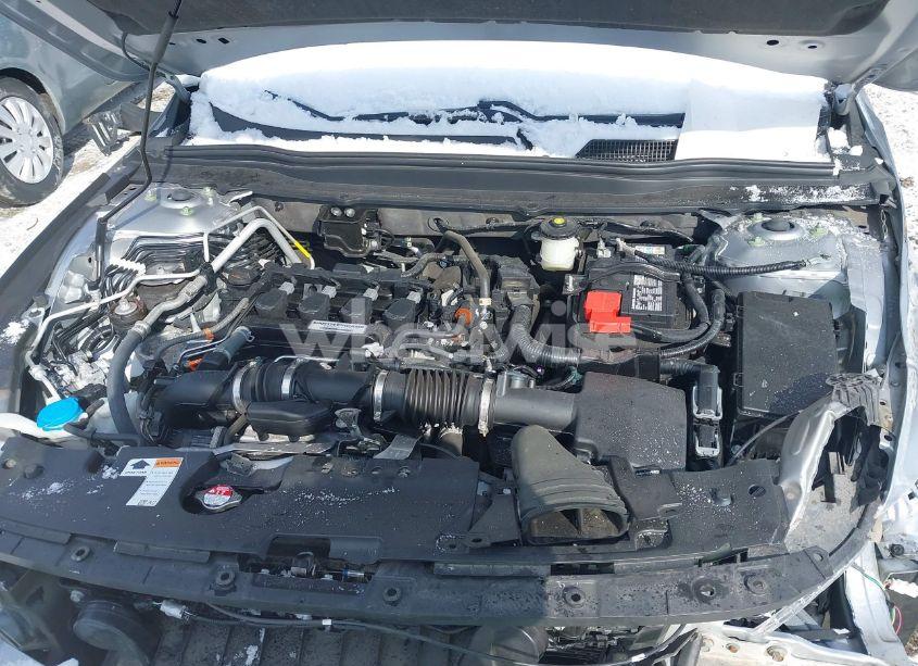 Photo 10 of 2018 Honda Accord SPORT (VIN 1HGCV1F34JA246262)