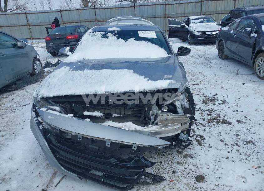 Photo 12 of 2018 Honda Accord SPORT (VIN 1HGCV1F34JA246262)