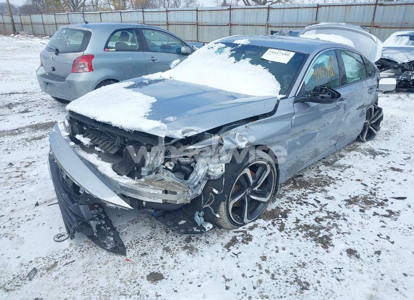 Photo 2 of 2018 Honda Accord SPORT (VIN 1HGCV1F34JA246262)