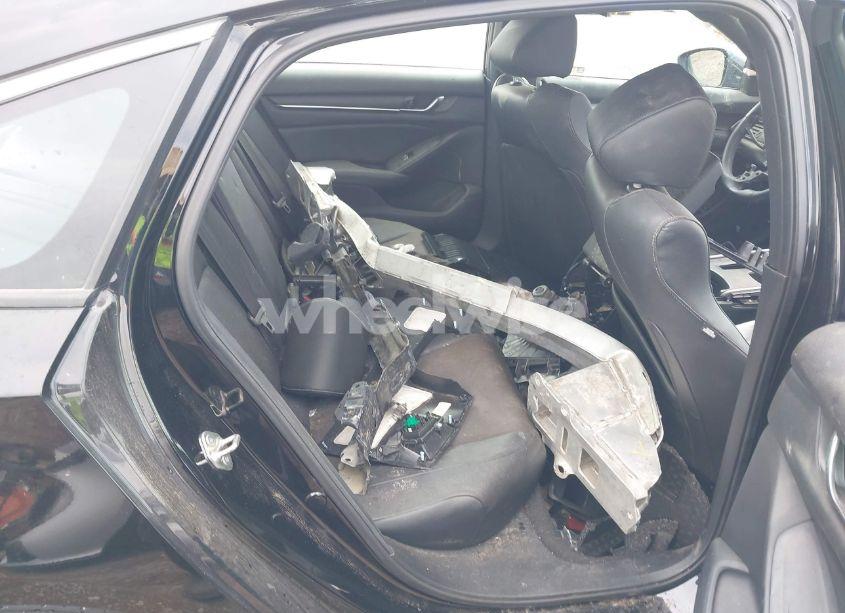 Photo 8 of 2019 Honda Accord SPORT (VIN 1HGCV1F34KA027528)