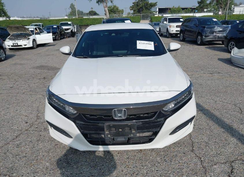 Photo 13 of 2019 Honda Accord SPORT (VIN 1HGCV1F34KA031238)