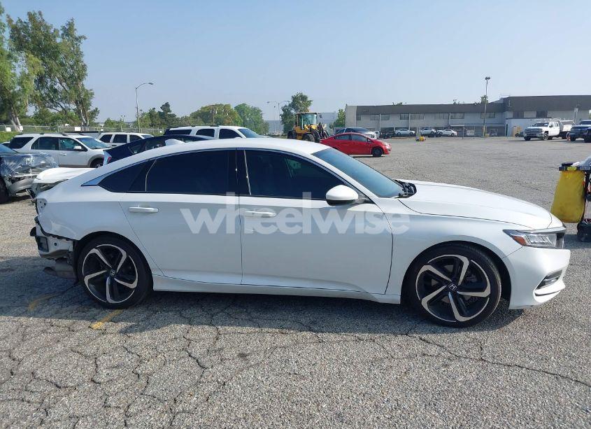 Photo 14 of 2019 Honda Accord SPORT (VIN 1HGCV1F34KA031238)