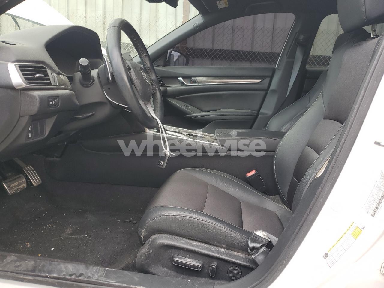 Photo 7 of 2019 HONDA ACCORD SPORT (VIN 1HGCV1F34KA071089)