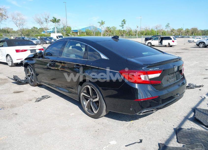 Photo 3 of 2019 Honda Accord SPORT (VIN 1HGCV1F34KA072372)