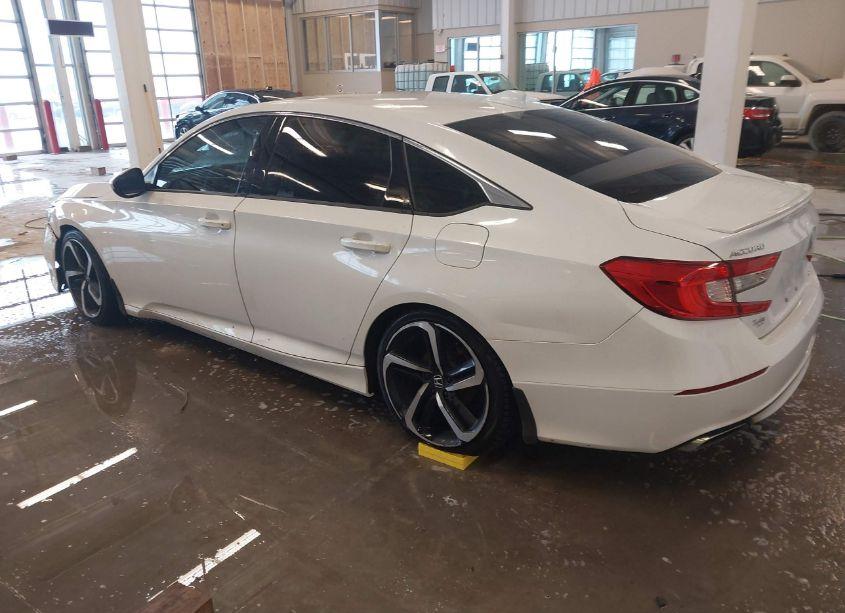 Photo 3 of 2019 Honda Accord SPORT (VIN 1HGCV1F34KA094419)