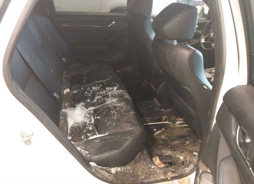 Photo 8 of 2019 Honda Accord SPORT (VIN 1HGCV1F34KA094419)