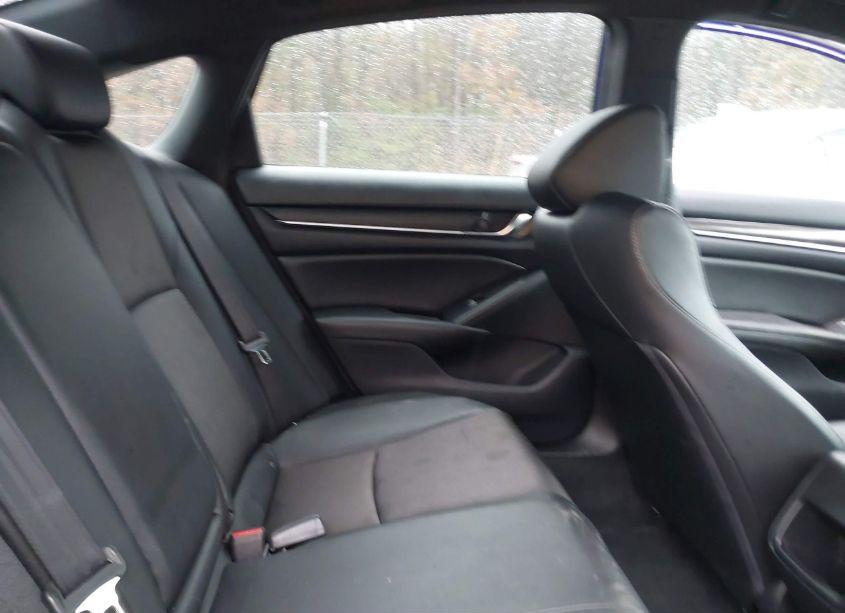 Photo 7 of 2019 Honda Accord SPORT (VIN 1HGCV1F34KA100090)
