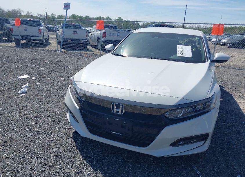 Photo 12 of 2019 Honda Accord SPORT (VIN 1HGCV1F34KA101711)