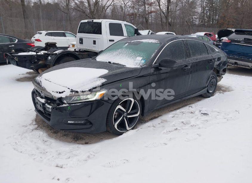 Photo 2 of 2019 Honda Accord SPORT (VIN 1HGCV1F34KA113485)