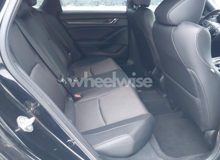 Photo 8 of 2019 Honda Accord SPORT (VIN 1HGCV1F34KA113485)