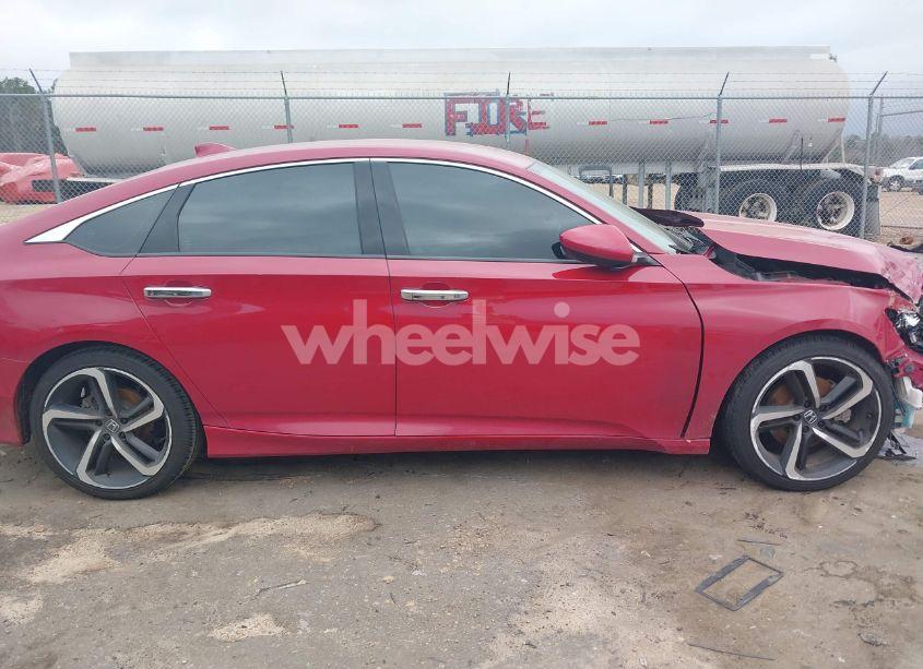 Photo 14 of 2019 Honda Accord SPORT (VIN 1HGCV1F34KA119982)